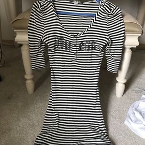 Guess short sleeve hoodie