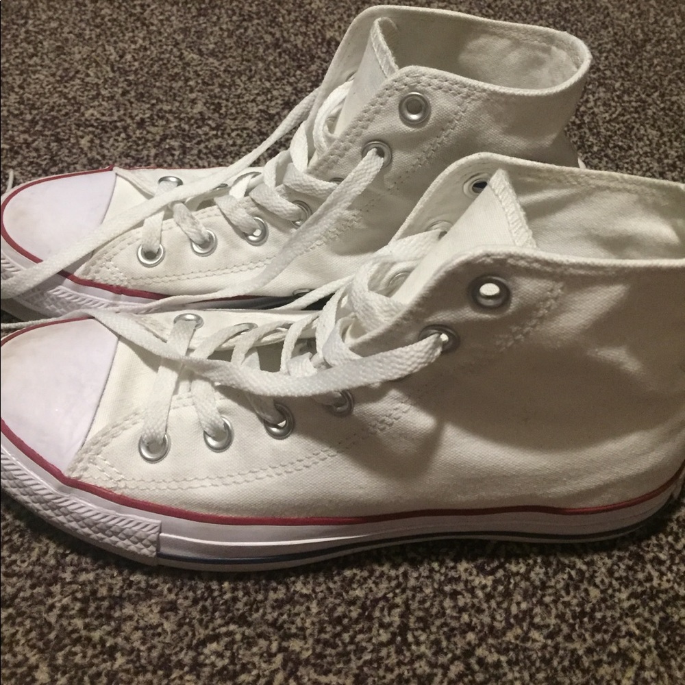 🚨White high top converse!! Worn once (size 8)