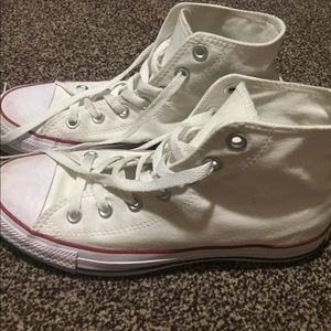 🚨White high top converse!! Worn once (size 8)