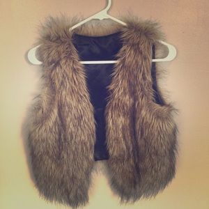Fur vest