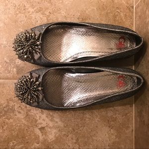 Girls silver Gianni Bini wedges size 4