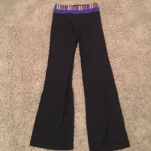 LuluLemon groove pants