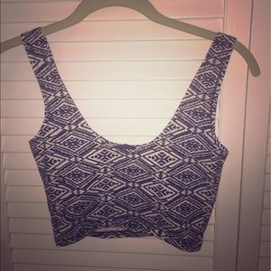 Forever 21 black and white crop top