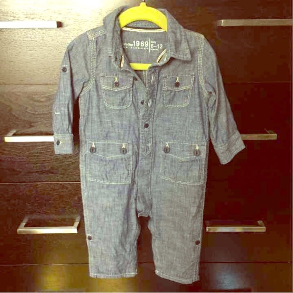 NEW Baby Gap 6-12 Month Jean Outfit
