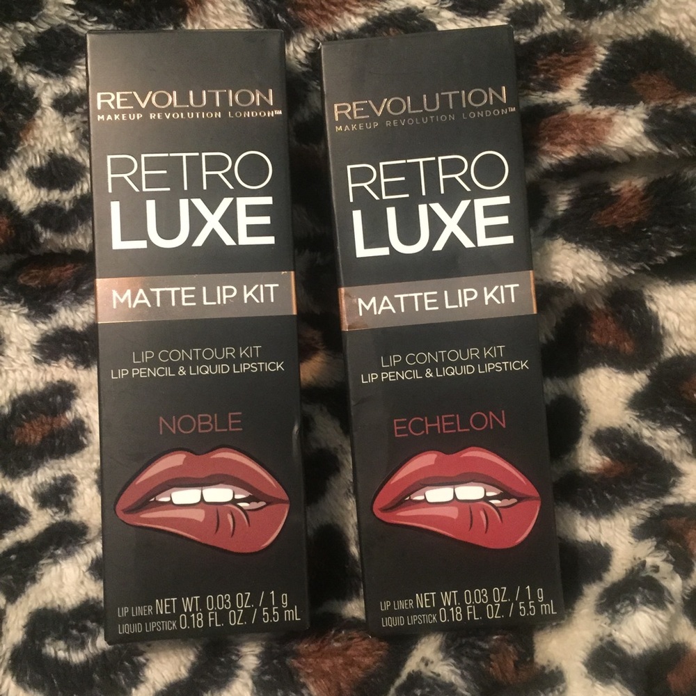 Makeup Revolution Luxe Matte Lip Kits