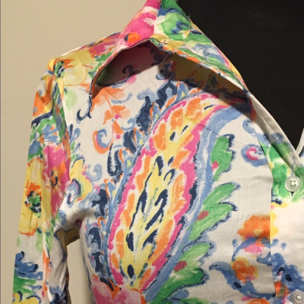 Color Me Glad 🌸🌸🌸 Paisley. 💕 this BLOUSE 😍