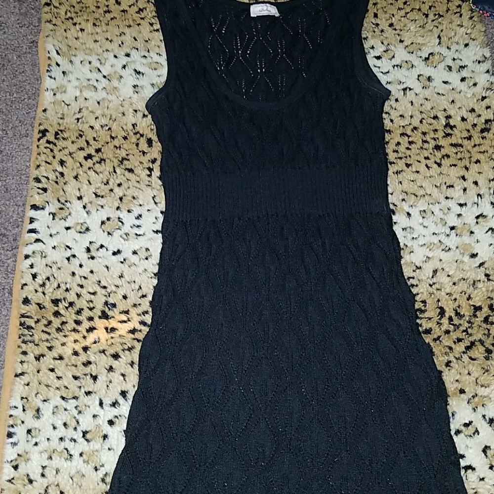 Black dress - Picture 2 of 4