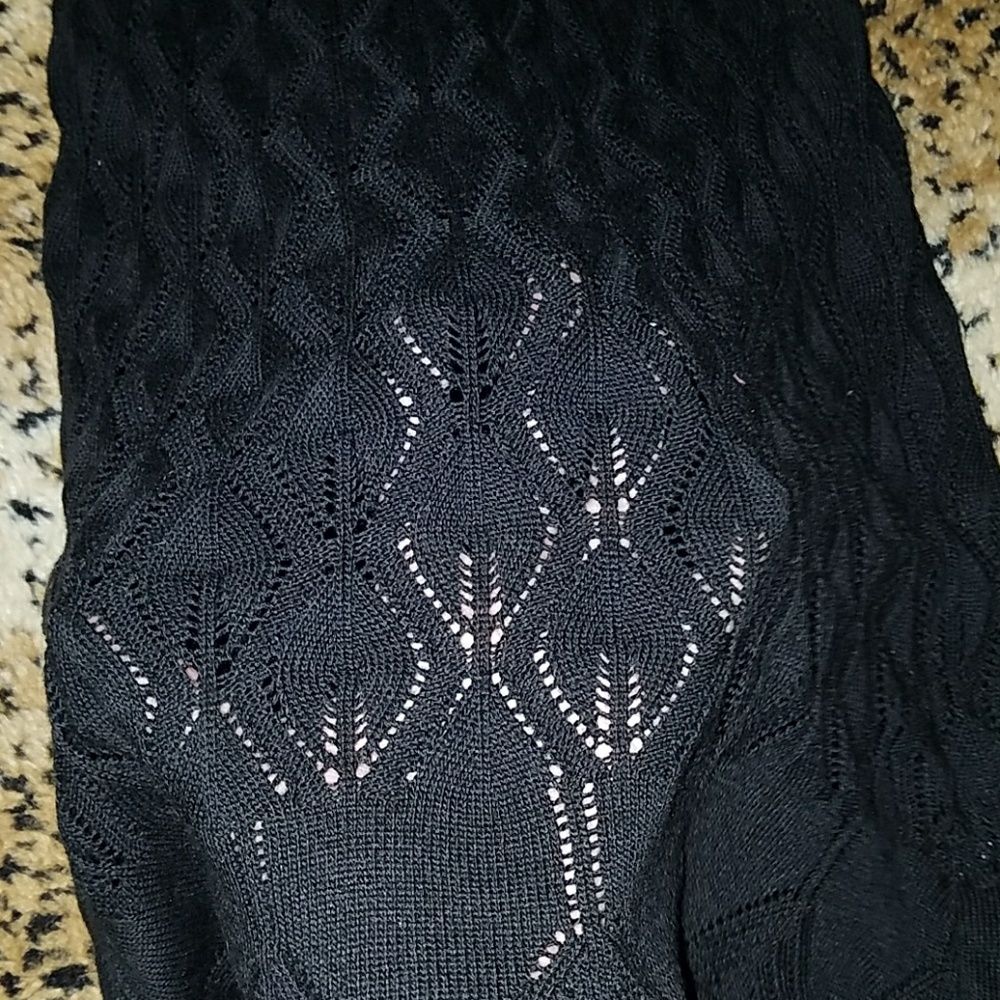 Black dress - Picture 4 of 4