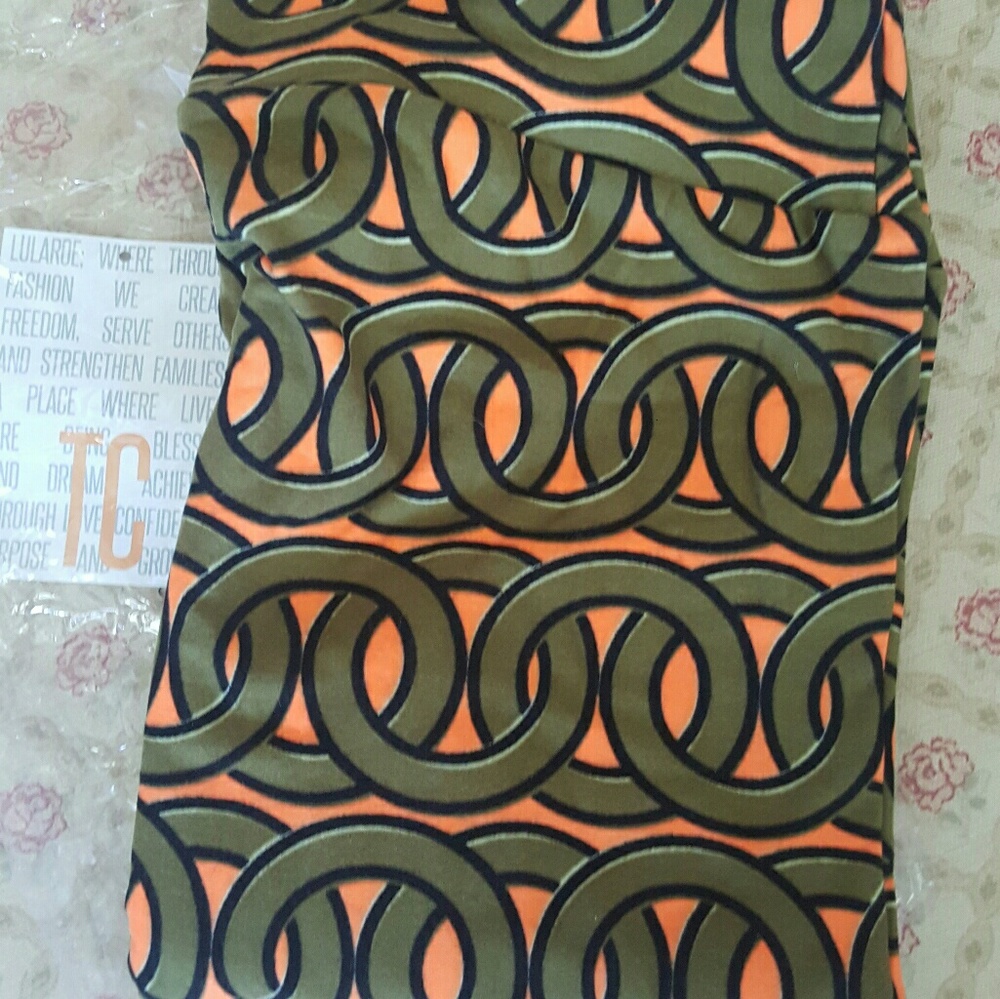 LULAROE TC LEGGINGS