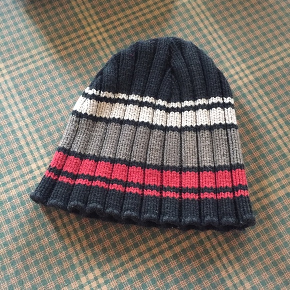 Boys Striped Skull Cap ☠️ - Picture 5 of 6