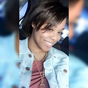 Meet your Posher, Aresha