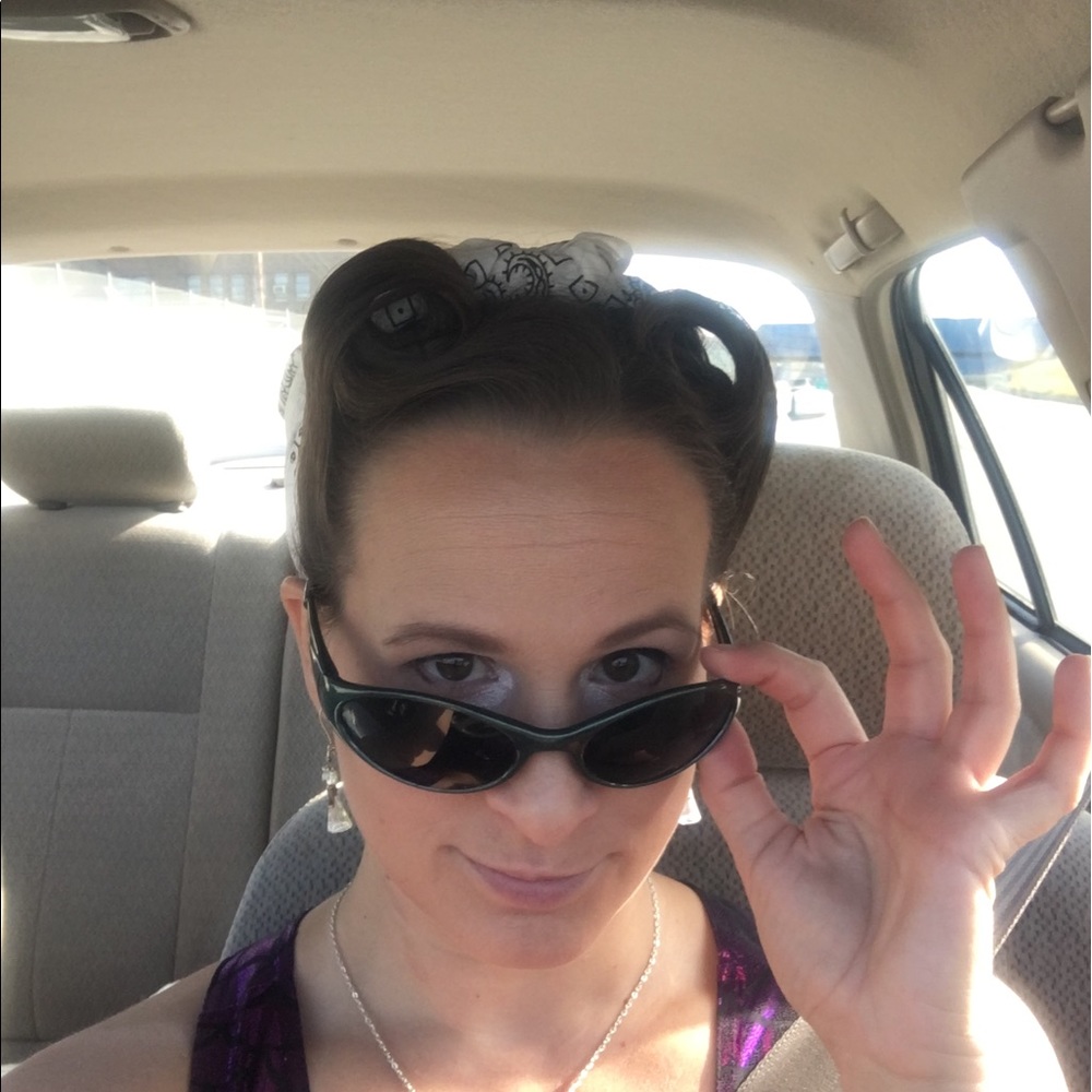 Meet your Posher, Christina