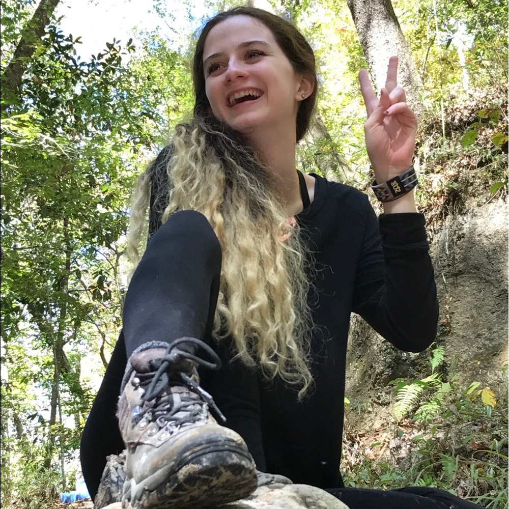 Meet your Posher, Sara