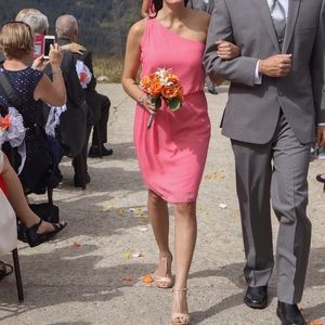 Adrianna Papell Dresses - Adrianna Adrianna Papell 1 shoulder chiffon dress. Adrianna Papell Dresses - Adrianna Adrianna Papell 1 shoulder chiffon dress.