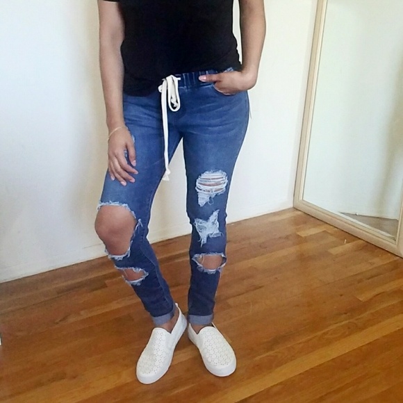 💦LAST ONE💦DISTRESSED DENIM DRAWSTRING JOGGERS - Picture 2 of 7