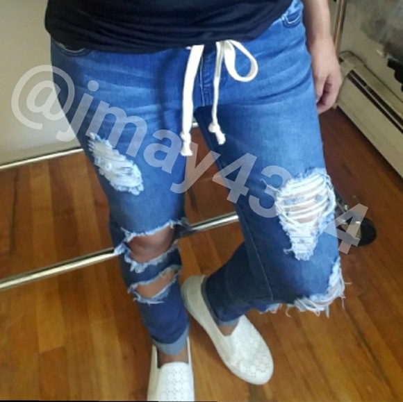 💦LAST ONE💦DISTRESSED DENIM DRAWSTRING JOGGERS - Picture 7 of 7