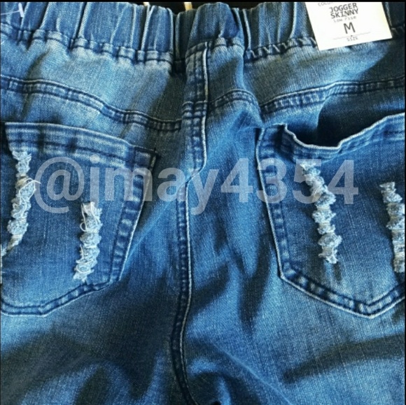 💦LAST ONE💦DISTRESSED DENIM DRAWSTRING JOGGERS - Picture 6 of 7