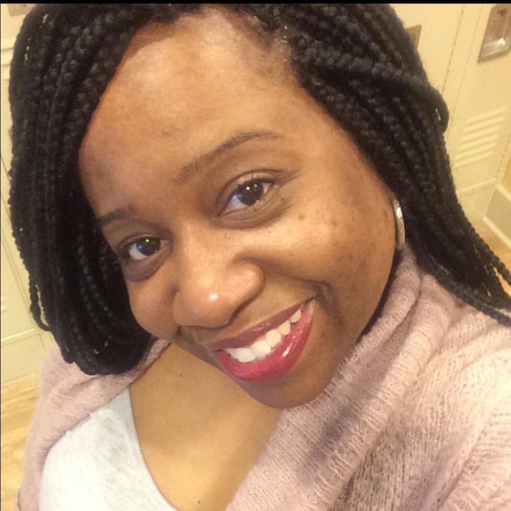 Meet your Posher, Denise