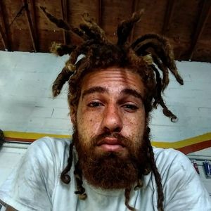 Meet your Posher, Aaron