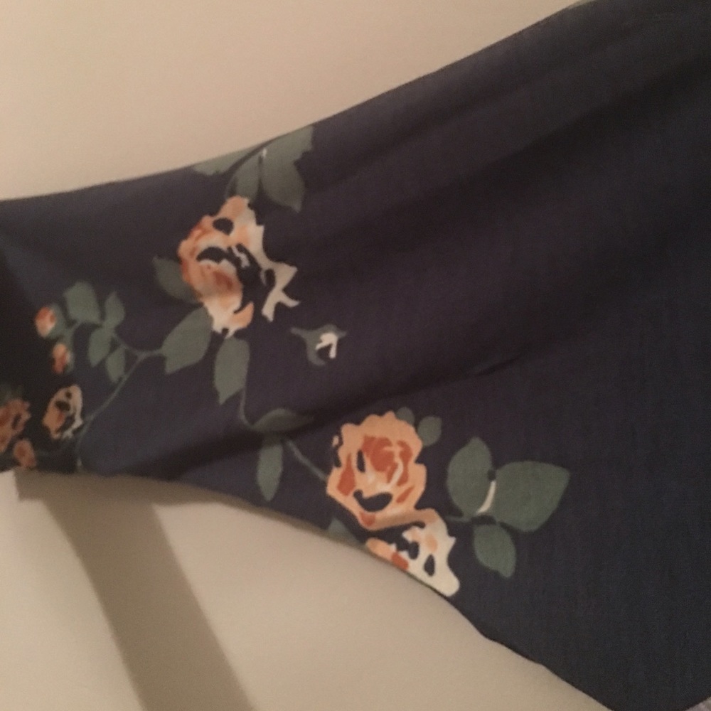 Lularoe Rose Randy - Picture 2 of 2