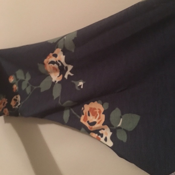 Lularoe Rose Randy - Picture 2 of 2