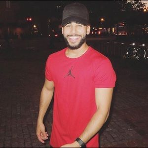 Meet your Posher, Thomas