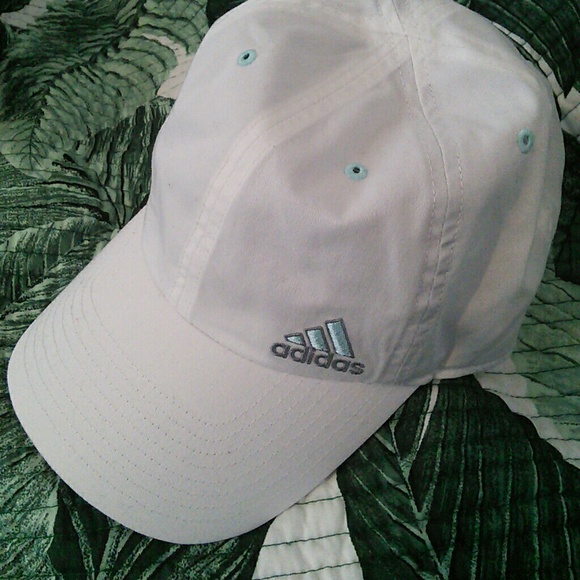 Adidas Accessories - NWOT Adidas Relaxed Cap