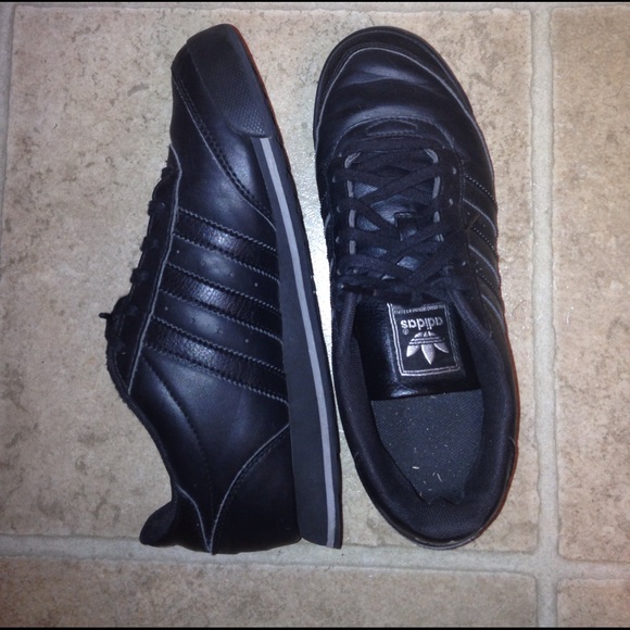 Adidas Orion - Picture 2 of 4