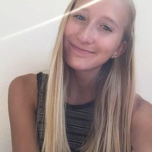 Meet your Posher, Savannah