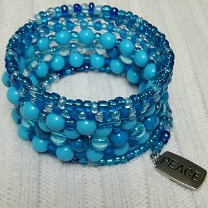 Memory wire bracelet _ Blue