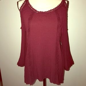 Lace tripped cold shoulder maroon peasant top