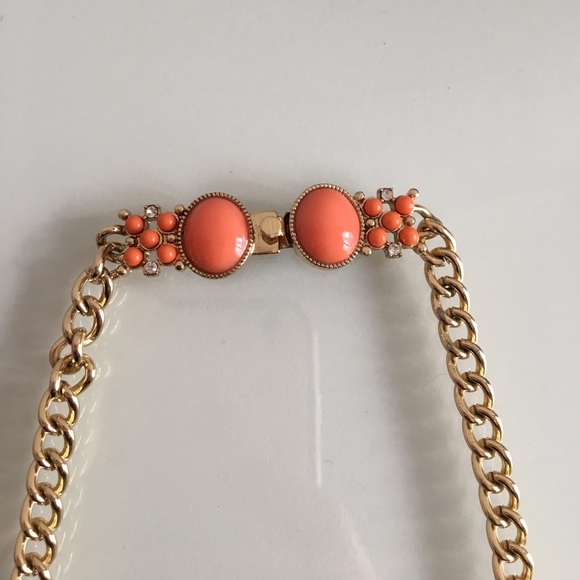 Banana Republic Necklace - Picture 3 of 3