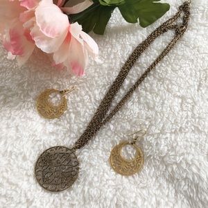 🎉LOFT✨Bundle • Earring & Necklac