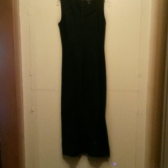 Ankle length sleeveless sheath knee high side - Picture 2 of 3