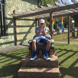 Meet your Posher, D'trevian