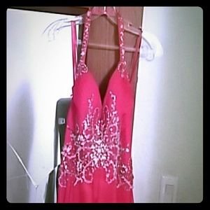 I'm selling a prom dress.