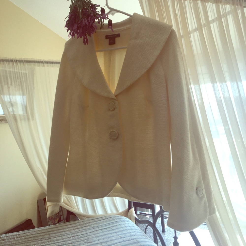 Ecru spring/summer Ann Taylor jacket size 4