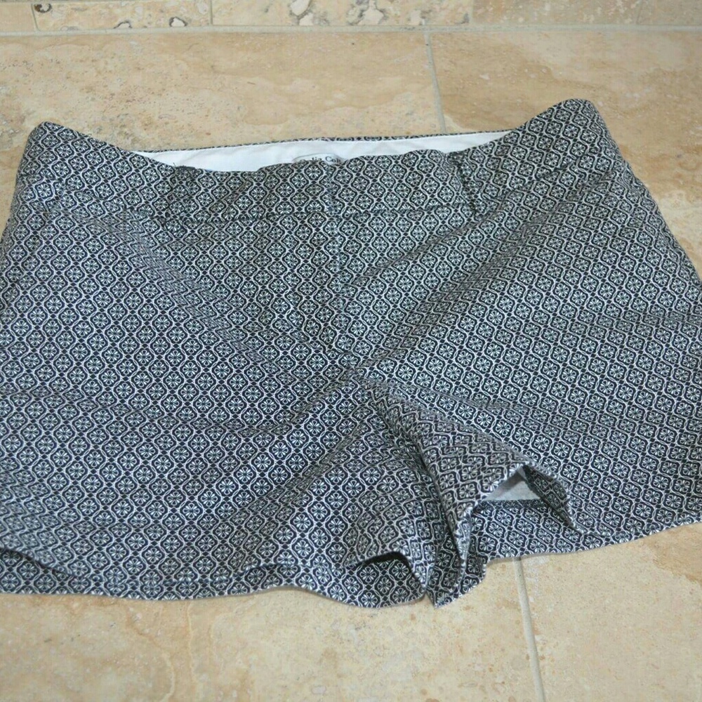 Printed Dalia Collection shorts