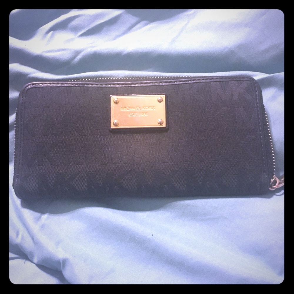 Michael Kors Wallet - Black