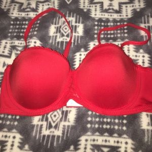 red strapless bra