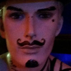 Meet your Posher, Richard