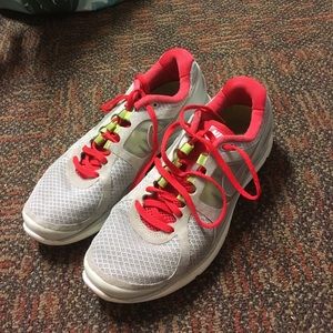 Gray Nike Tennis Shoes