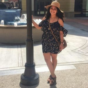 Meet your Posher, Maritza