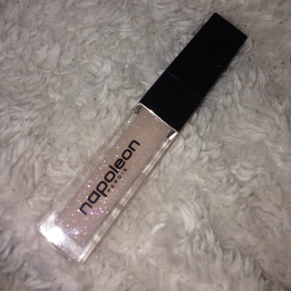 Napoleon Perdis Luminous Lip Veil in Naked Truth