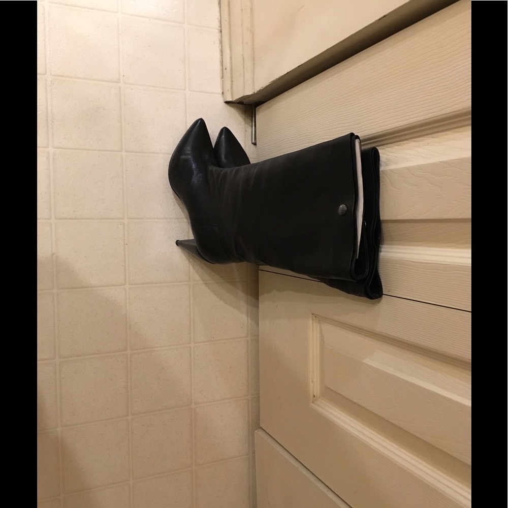 Boots - Picture 3 of 5