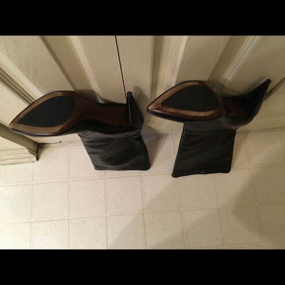 Boots - Picture 5 of 5