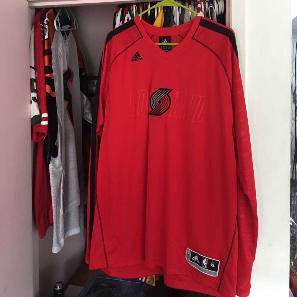 Authentic Portland Trailblazer on court shirt