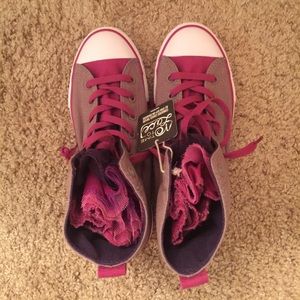 NWT Converse