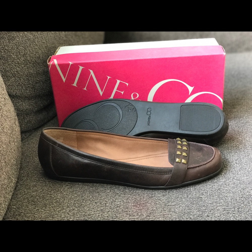 Nine & Co slip ons