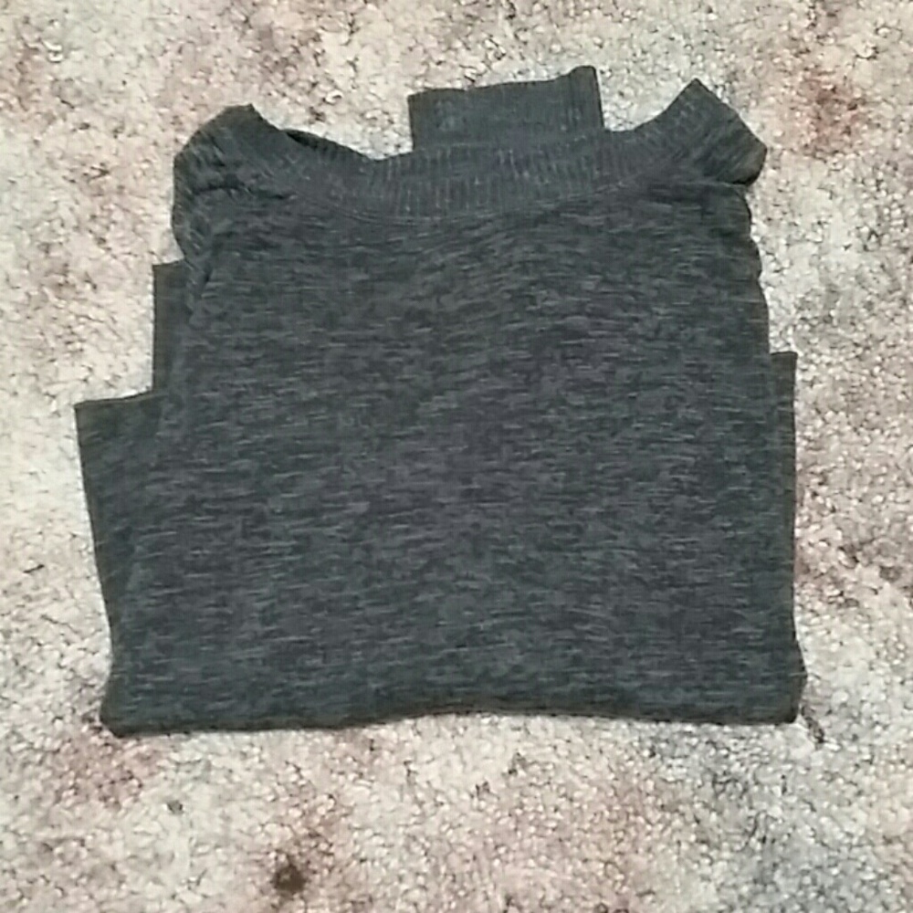 LIVELOVEDREAM Aeropostale Cropped Sweater